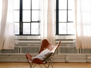 Leather-Clad Leisure Chair